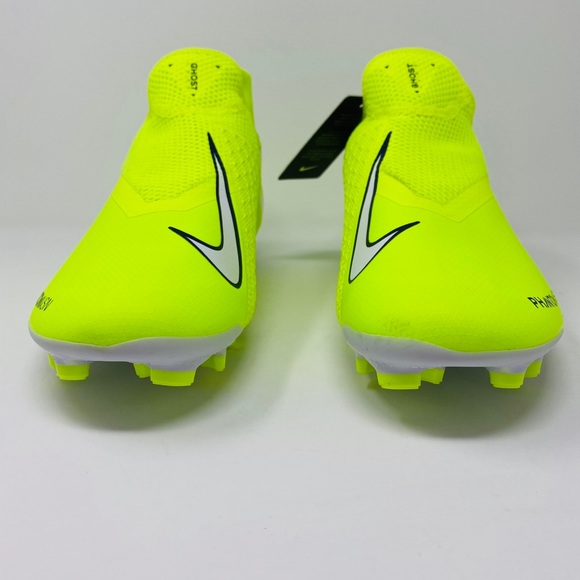 Nike Phantom VSN Academy DF FG Soccer Cleats - Picture 2 of 6